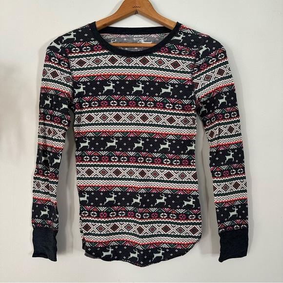 Old Navy Tops - Old Navy Holiday Thermal Long Sleeve Tee